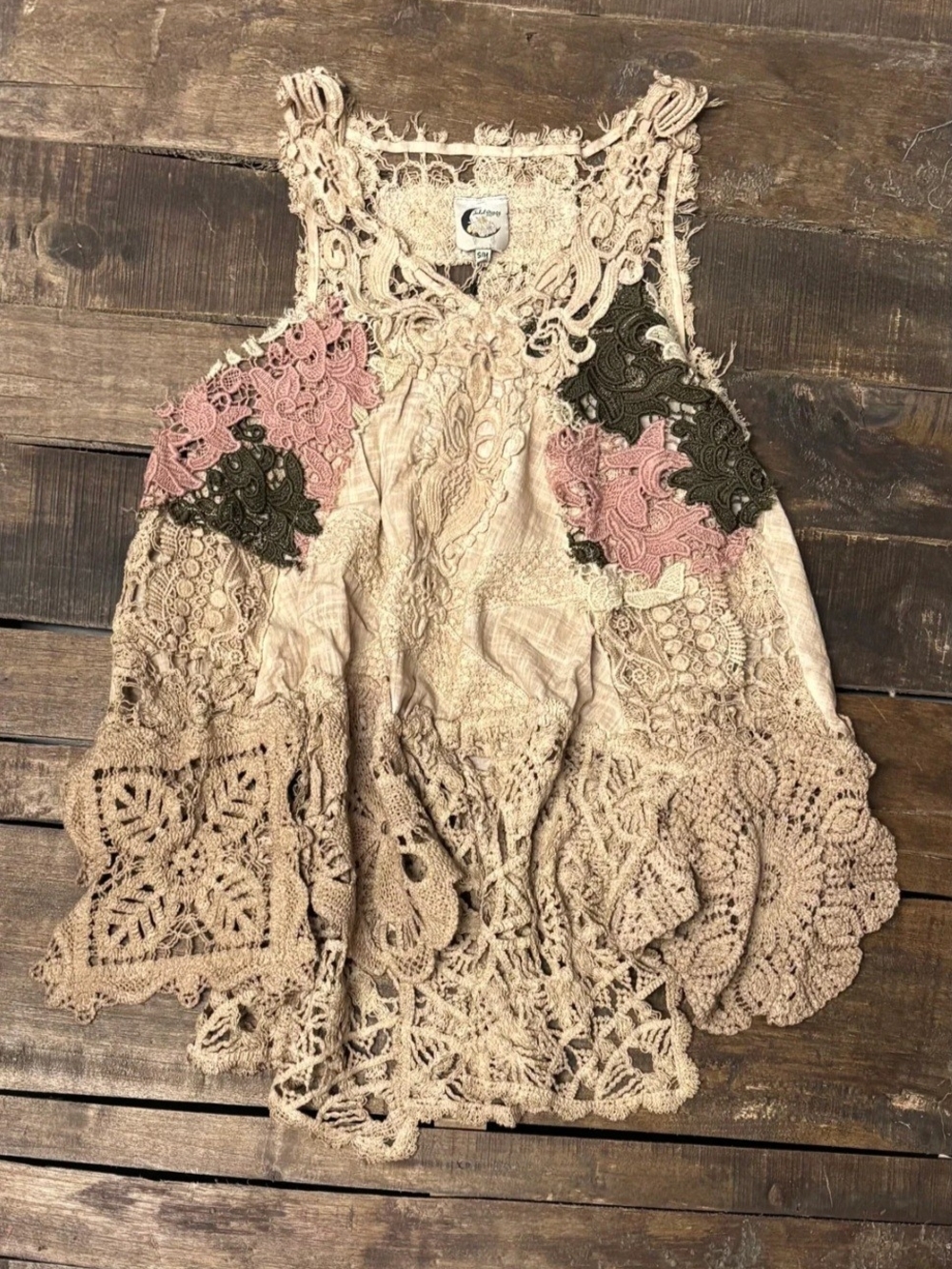 🔥Brand New Whispers Of Lace Tank By Jaded Gypsy - Boho Crochet Lace Tank Top - Picture 4 of 5